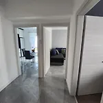 Airport Split Appartement *